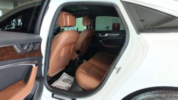 Audi A6 C8 Limousine 3.0 55 TFSI 340KM 2019 Audi A6 Limousine 3.0 Benzyna 340KM, zdjęcie 30