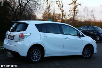 Toyota Verso Minivan Facelifting 1.6 D-4D 112KM 2015 Toyota Verso Toyota Verso 1.6 D-4D 7-Sitzer StartStop Skyview Edition 1.6, zdjęcie 10