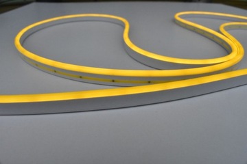 Светодиодная лента Neon FLEX оранжевая 12В IP67 6х12