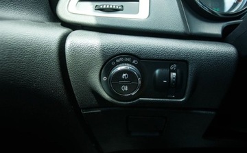 Opel Astra J Sports Tourer 1.4 Turbo ECOTEC 140KM 2011 Opel Astra 1.4T 140KM Led Xenon PDC Climatronic serwis ASO Alu 1.4 Benzyna, zdjęcie 23