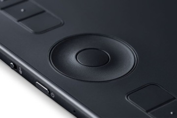 Графический планшет Wacom Intuos Pro M с Bluetooth + Pro Pen 2 PTH-660-N