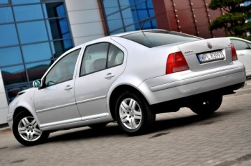 Volkswagen Bora Sedan 1.6 16V 105KM 2003 Volkswagen Bora 1.6 105KM Pacific Climatronic, zdjęcie 2