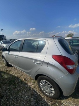 Hyundai i20 I Hatchback 5d 1.2 DOHC 78KM 2010 Hyundai I20 1.2 16V 2010R. SUPER STAN ORYGINALNY PRZEBIEG, zdjęcie 4