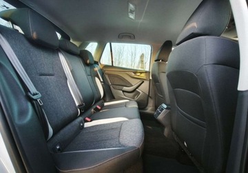 Skoda Kamiq Crossover 1.0 TSI 110KM 2022 Skoda Kamiq Style, Tempomat, Kamera cofania, Kessy, Asystenci, Bezwypadkow, zdjęcie 8