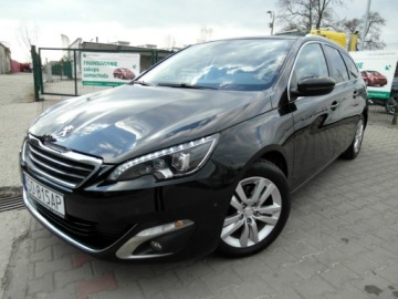 Peugeot 2017 Peugeot 308 Allure Kamera Panorama Dach 1.2 Benzyna 96KM, zdjęcie 4