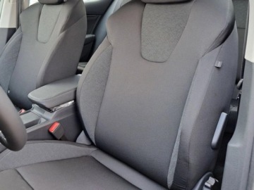 Skoda Octavia IV 2025 SKODA Octavia Edition 130 Essence 1.5 TSI Sedan 115KM 2025, zdjęcie 4