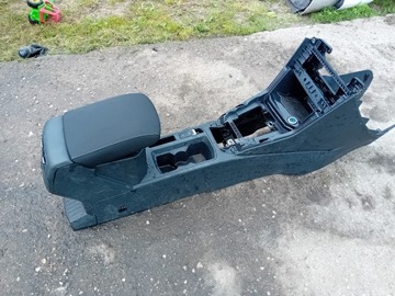 LOKETNÍ OPĚRKA VW T-ROC TROC KOMPLETNÍ ORIGINÁL EVROPA