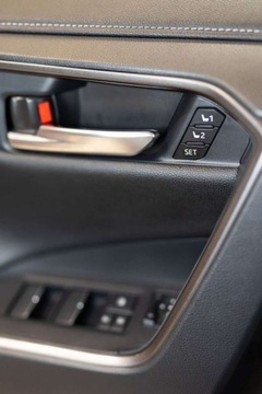 Toyota RAV4 V SUV Plug-In Facelifting 2.5 Hybrid Dynamic Force 306KM 2024 Toyota RAV4 2.5 Plug-In Hybrid GR Sport 4x4 2.5 Hybryda 306KM, zdjęcie 11