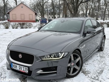 Jaguar XE Sedan 2.0 i4 180KM 2018 Jaguar XE Jaguar XE 2.0 D R-Sport 2.0 Diesel 180KM, zdjęcie 1