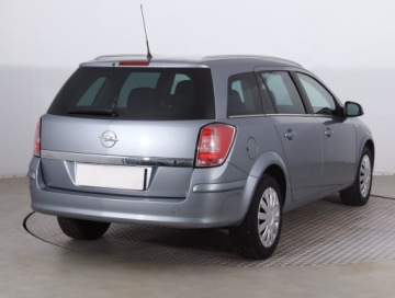 Opel Astra J Sports Tourer 1.6 Twinport ECOTEC 115KM 2011 Opel Astra 1.6 16V, Salon Polska, Klima, zdjęcie 4