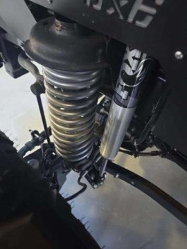 Jeep Gladiator 2023 Jeep Gladiator Sport S 2023 3.0l 3.0 Diesel 260KM, zdjęcie 2