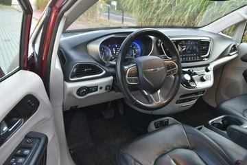 Chrysler Pacifica II 3.6 V6 291KM 2020 Chrysler Pacifica 3.6 GAZ 2020r. Touring L Plus, zdjęcie 16