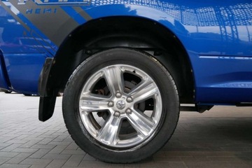 Dodge Ram IV 5.7 V8 390KM 2017 Dodge RAM 1500 4x4 5.7HEMI 390KM KamCof NaviPL Skory El.fotel Skl.lustra, zdjęcie 31