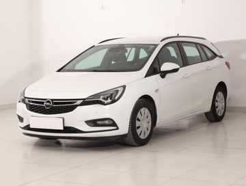 Opel Astra K Sports Tourer 1.6 CDTI 110KM 2018 Opel Astra 1.6 CDTI, Navi, Klima, Tempomat, zdjęcie 1