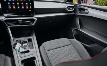 Seat Leon IV Hatchback 1.5 eTSI (MHEV) 150KM 2021 Seat Leon 1,5 TSI 150 KM FR Full Led AMBIENTE Nawigacja Virtual tacho 1.5, zdjęcie 19