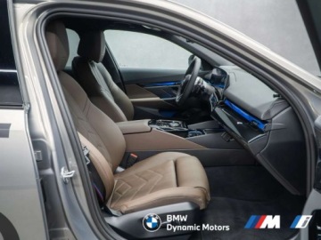 BMW Seria 5 G90-91 Touring 2.0 520d 197KM 2026 BMW Seria 5 20d xdrive 197 KM mHEV - DEMO 2026 - 2.0 Diesel 197KM, zdjęcie 20