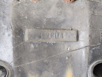 КРЫШКА КРЫШКА ДВИГАТЕЛЯ ВЕРХНЯЯ 1718681 E31 8 850 840 V12 M70