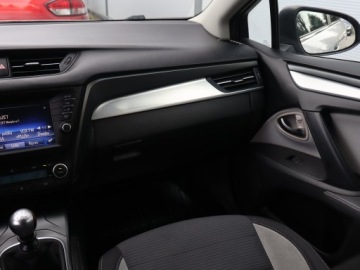 Toyota Avensis III Wagon Facelifting 2015 2.0 D-4D 143KM 2016 Toyota Avensis 2.0 D-4D, Salon Polska, Klima, zdjęcie 7