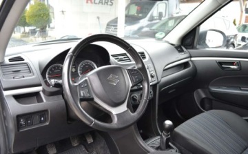 Suzuki Swift V 2015 Suzuki Swift 4X4 - BEZWYPADKOWY - Serwis - Oplacony 1.2 Benzyna 94KM, zdjęcie 23