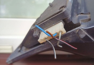 OPEL OMEGA A ZRCÁTKO VNĚJŠÍ PRAVÉ SPOLUJEZDCE ELEKTRICKÉ 5 PIN