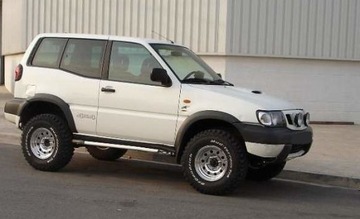 Nissan Terrano r20 3 двери Лифт кузова + 50 мм ZL590