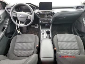 Ford Kuga III 2023 Ford Kuga 2023 r., 1,5 L ACTIVE 4x4 1.5 Benzyna 180KM, zdjęcie 7