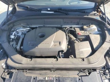 Volvo XC60 II 2018 Volvo XC 60 2.0 benzyna 254KM wersja R-DESIGN , mala szkoda 2.0 Benzyna, zdjęcie 10