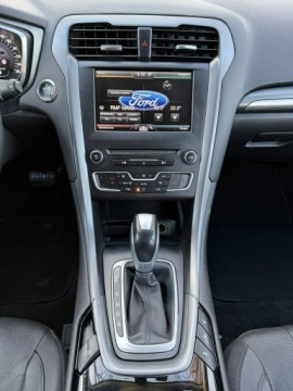 Ford Mondeo V Kombi 2.0 TDCi 180KM 2015 Ford Mondeo MK5 2.0 TDCI 180 Koni Titanium Led Nav, zdjęcie 35