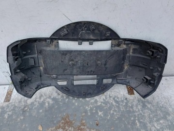 MITSUBISHI PAJERO 3 III -15 POUZDRO KRYT KOLA REZERVY NA ZADNÍ