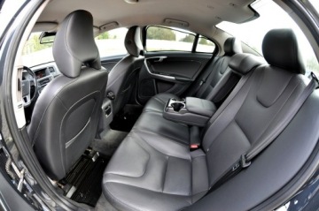 Volvo S60 II Sedan Facelifting 2.0 D4 DRIVE-E 181KM 2014 Volvo S60 2.0 D4 Lift Led FULL OPCJA Skóra Navi, zdjęcie 11