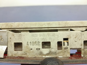 AUDI A4 B7 TŘETÍ SVĚTLO STOP 8E9945097B