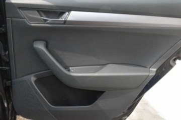 Skoda Superb III Kombi 2.0 TDI 190KM 2018 Skoda Superb SKODA SUPERB STYLE 2.0TDI 190KM 4x4 LED ACC Navi Gwarancja 12, zdjęcie 21