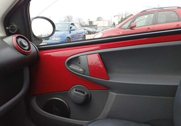 Peugeot 107 Hatchback 5d 1.0 12V 68KM 2006 Peugeot 107 Peugeot 107 Benzyna 68KM, zdjęcie 11