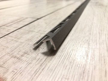 LISTWA WYKOŃCZENIOWA do płytek L12mm/250cm LAKIEROWANY KAMIENNY SZARY