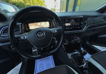 Volkswagen T-Roc I SUV 1.5 TSI ACT 150KM 2018 Volkswagen T-Roc 1.5 TSI 150 KM bezwypadkowy PANORAMA VIRTUAL FULL LED, zdjęcie 29
