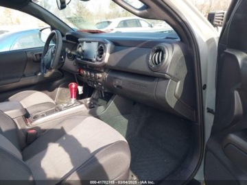 Toyota Tacoma II 2023 Toyota Tacoma 2023r., TRD OFF-ROAD, od ubezpieczalni 3.5 Benzyna 278KM, zdjęcie 8