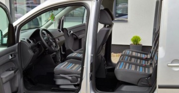 Volkswagen Caddy III 2010 Volkswagen Caddy 1,6 TDI 102km Klima Rampa Dla Niepelnosprawnych 1.6, zdjęcie 20