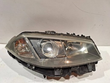 Lampa przód prawa Xenon 8200073226 Renault Megane II 02-06