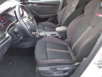 Skoda Octavia IV RS Kombi 2.0 TDI SCR 200KM 2022 Skoda Octavia RS 2.0 TDI 200KM DSG Canton FV 23 2.0 Diesel 200KM, zdjęcie 9