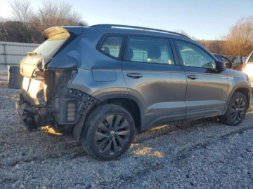 Volkswagen 2022 Volkswagen Inny 2022 VOLKSWAGEN TAOS S 1.5 Benzyna 158KM, zdjęcie 3