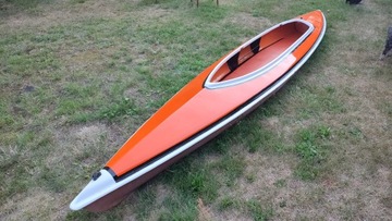 Краска полиуретановая для лодок и яхт, красная RAL 3020 1л