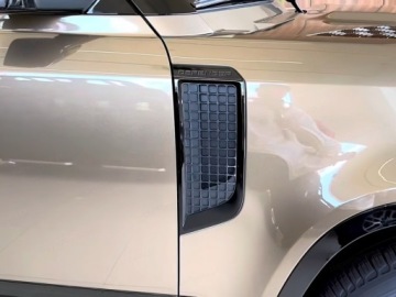 Land Rover Defender IV (L663) Hard Top 90 3.0D R6 250KM 2025 Defender 110 D250 X-Dynamic HSE 3.0 (250KM) 2025, zdjęcie 13