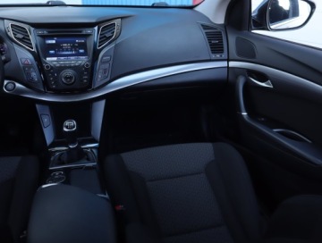 Hyundai i40 Sedan 1.7 CRDi 115KM 2012 Hyundai i40 1.7 CRDI, Navi, Klima, Klimatronic, zdjęcie 7