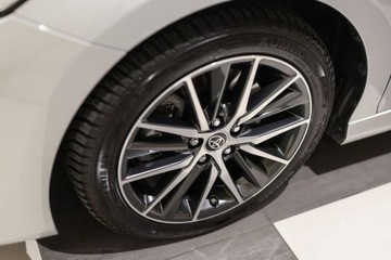 Toyota Camry IX Sedan 2.5 Hybrid Dynamic Force 218KM 2023 Toyota Camry 2.5 Hybrid Executive CVT Oferta Dealera Gwarancja 2.5 Hybryda, zdjęcie 26