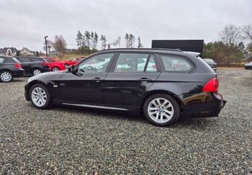 BMW Seria 3 E90-91-92-93 Touring E91 2.0 318d 143KM 2010 BMW Seria 3 2,0 143 KM M-Pakiet Nowy Rozrzad Kamera PDC Xenon Navi, zdjęcie 35