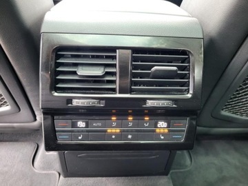 Volkswagen Touareg III SUV 4.0 V8 TDI SCR 422KM 2019 Touareg R-LINE * V8 4,0l diesel 421KM*Salon PL*Bezwypadkowy* ASO*VAT23, zdjęcie 26