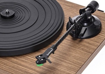 Audio-Technica AT-LPW40WN Проигрыватель из орехового дерева