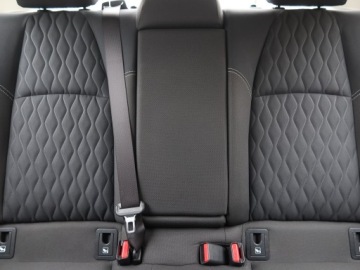 Toyota Corolla XII Sedan 1.8 Hybrid 122KM 2019 Toyota Corolla 1.8 Hybrid, Salon Polska, zdjęcie 9