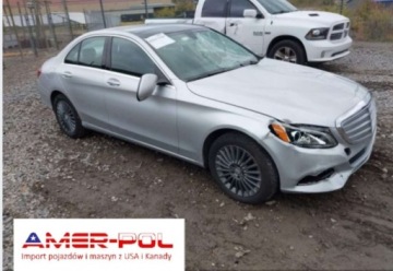 Mercedes Klasa C W205 2015 Mercedes-Benz Klasa C 2015 MERCEDES-BENZ C 300 LUXURY 4MATIC 2.0 Benzyna