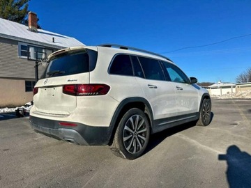 Mercedes GLB 2020 Mercedes-Benz GLB 250 4Matic 2020 2.0L 2.0 Benzyna 221KM, zdjęcie 2